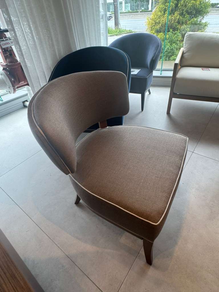 Alone Armchair - OUTLET - Image 3