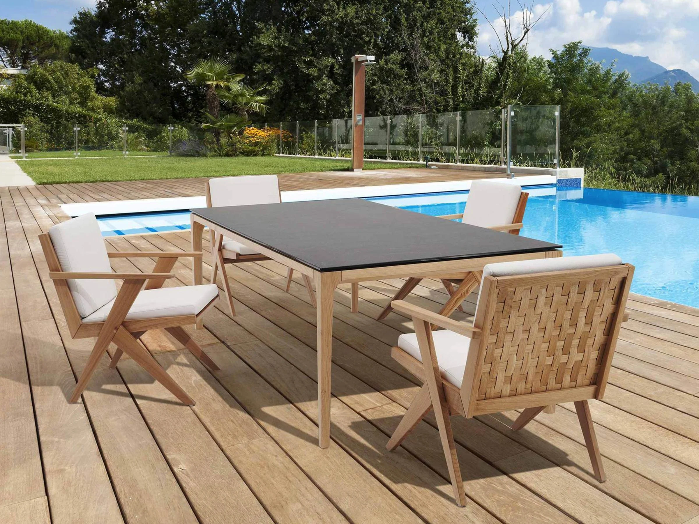 Kapet Table - Image 3