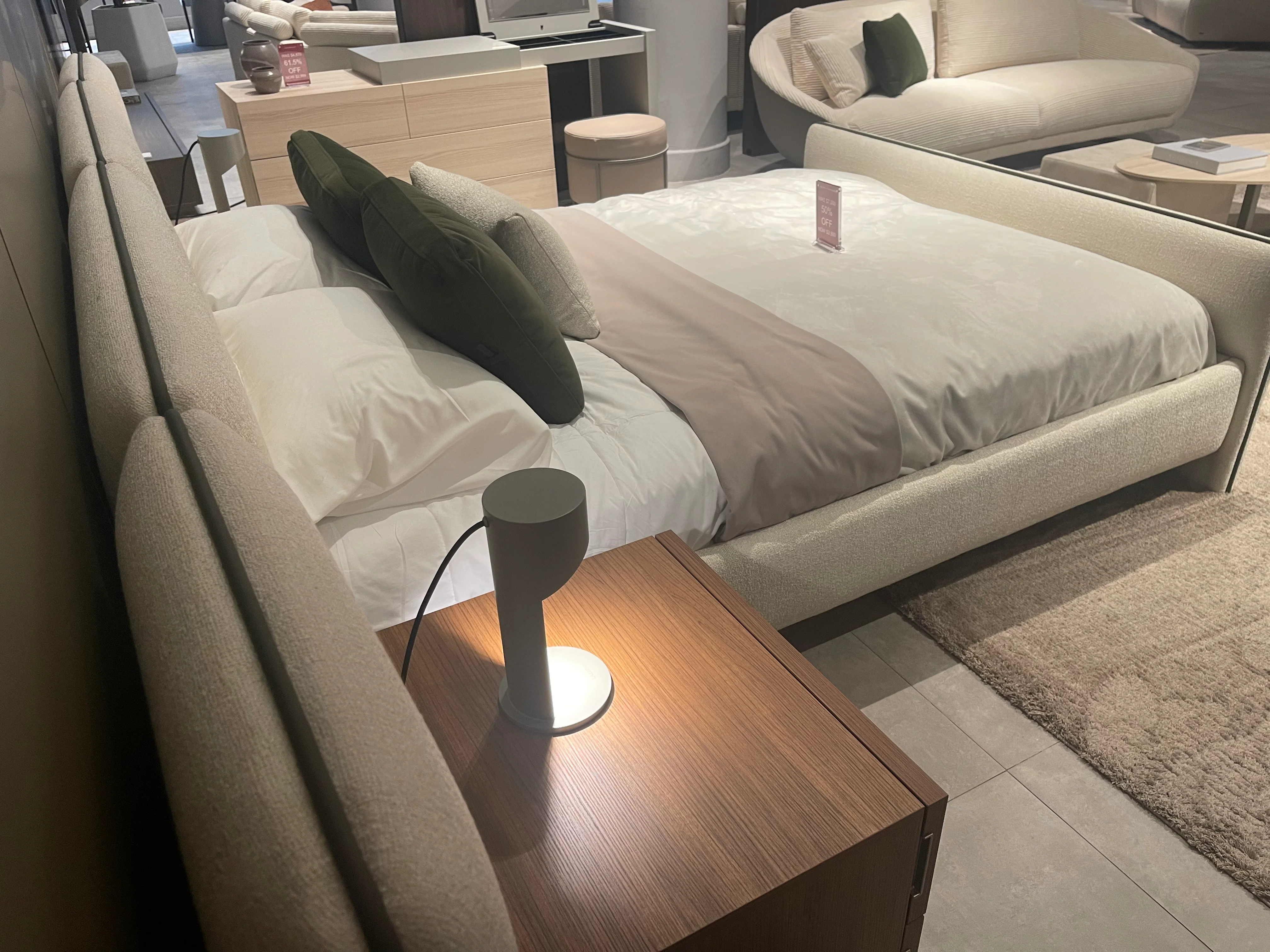 Oslo Queen Size Bed With NightStand - OUTLET - Image 3