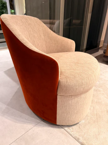 TOLINA SWIVEL ARMCHAIR - OUTLET