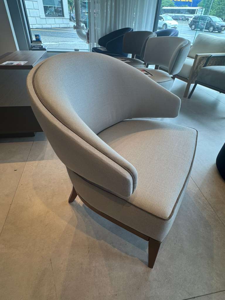 Twice Armchair - OUTLET - Image 2