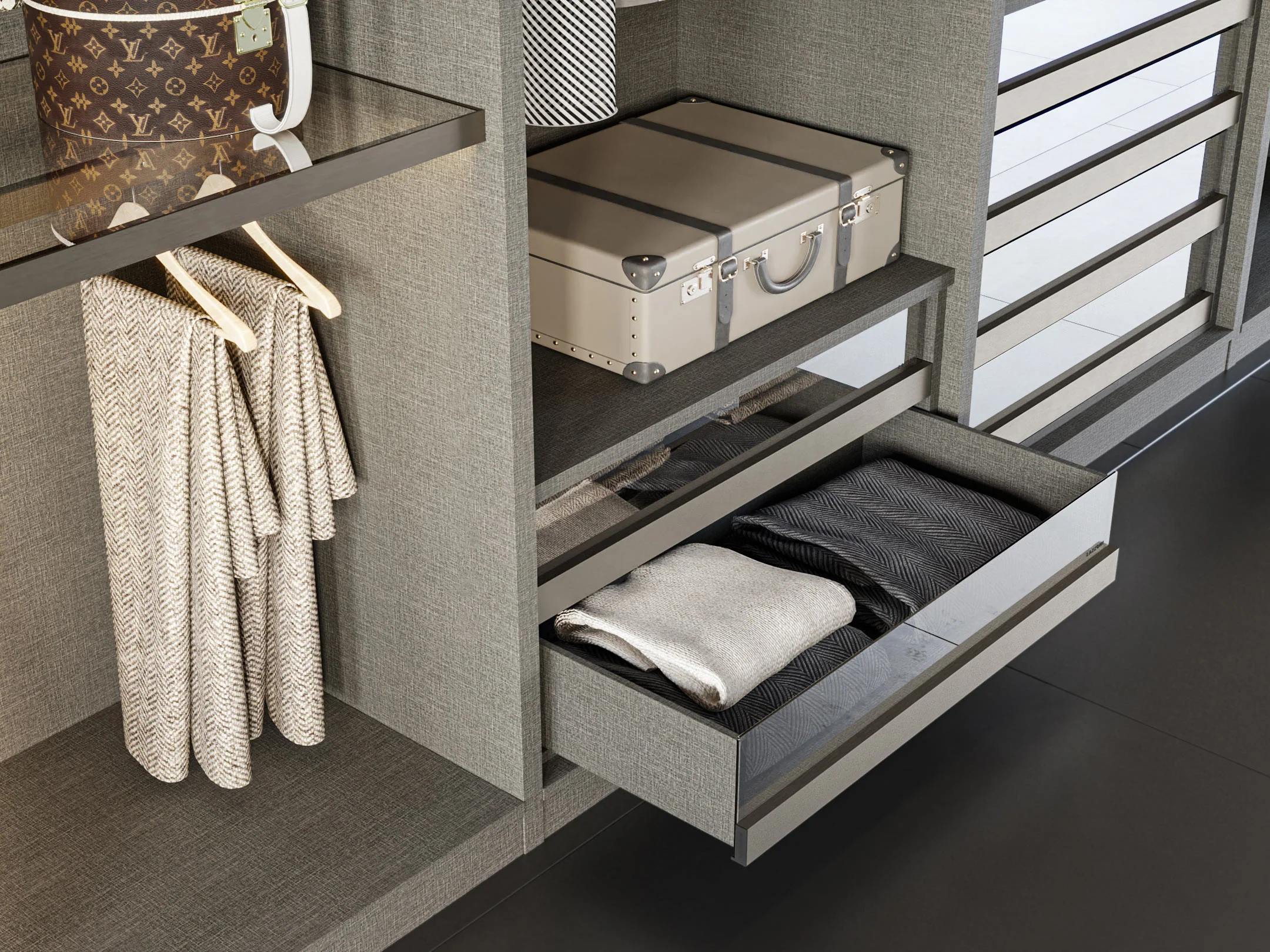 Vetrina Reflective Closet - Image 9